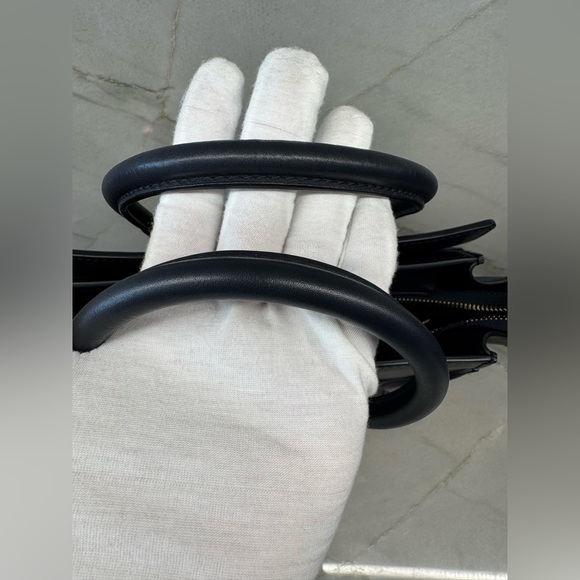 Celine Leather Luggage Handbag in Navy Blue - Picture 7 of 12